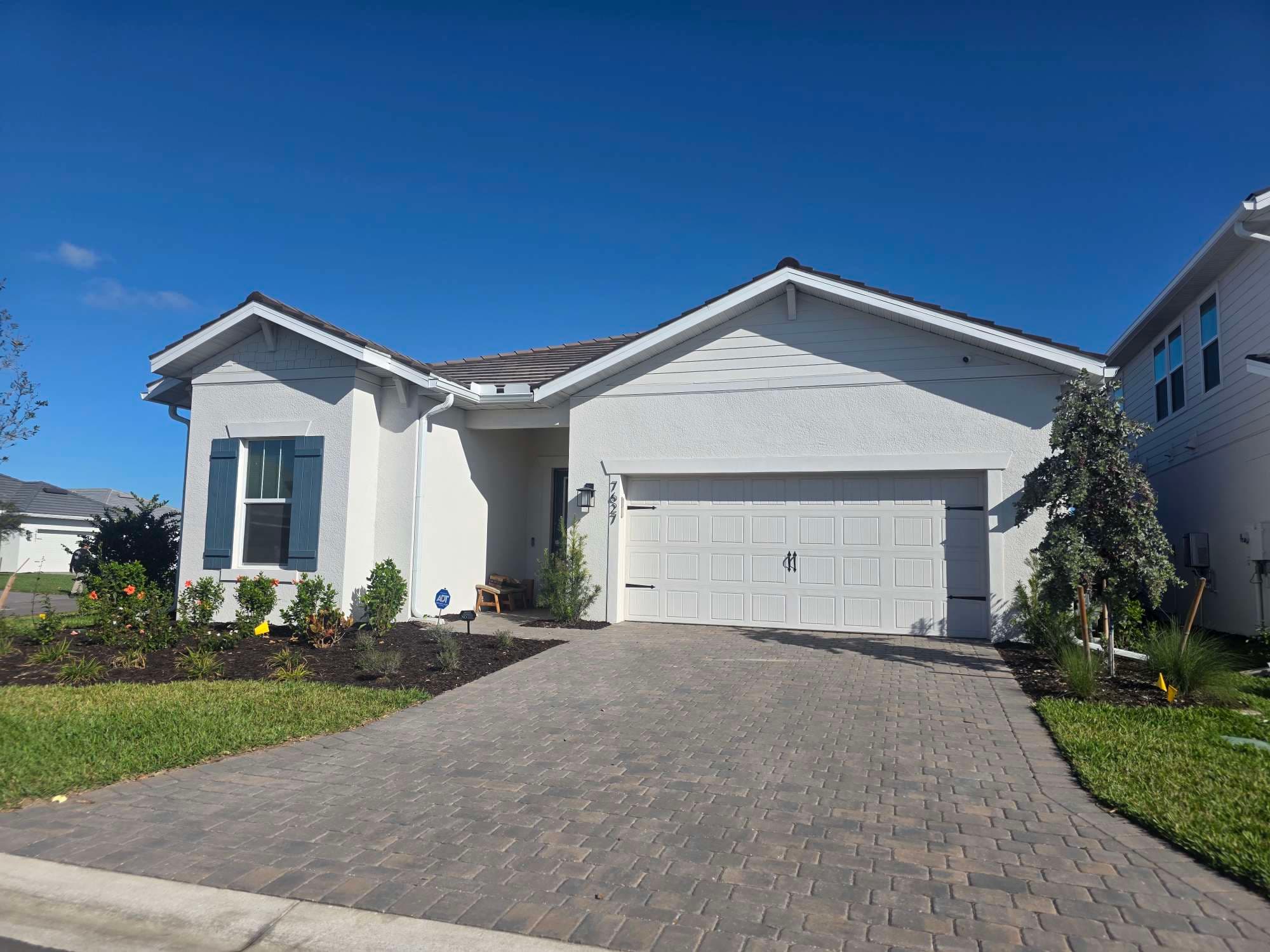 exterior painting palmetto by Gold Lion Painting Inc for Palmetto