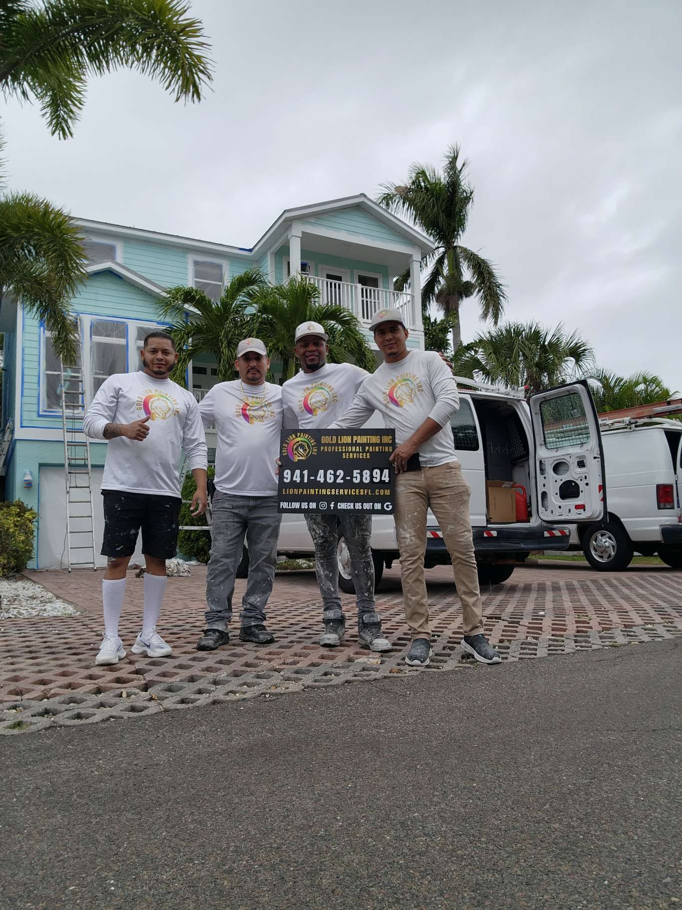 exterior house painting anna maria 01 jpg by Gold Lion Painting Inc for Anna Maria Island