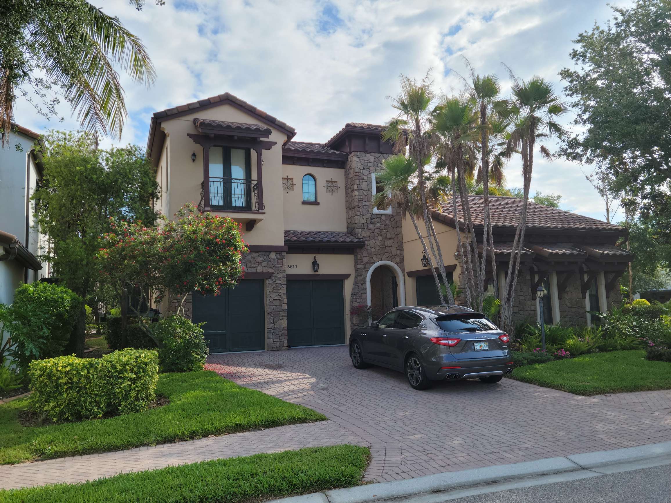 Luxury exterior house painting project in Bradenton