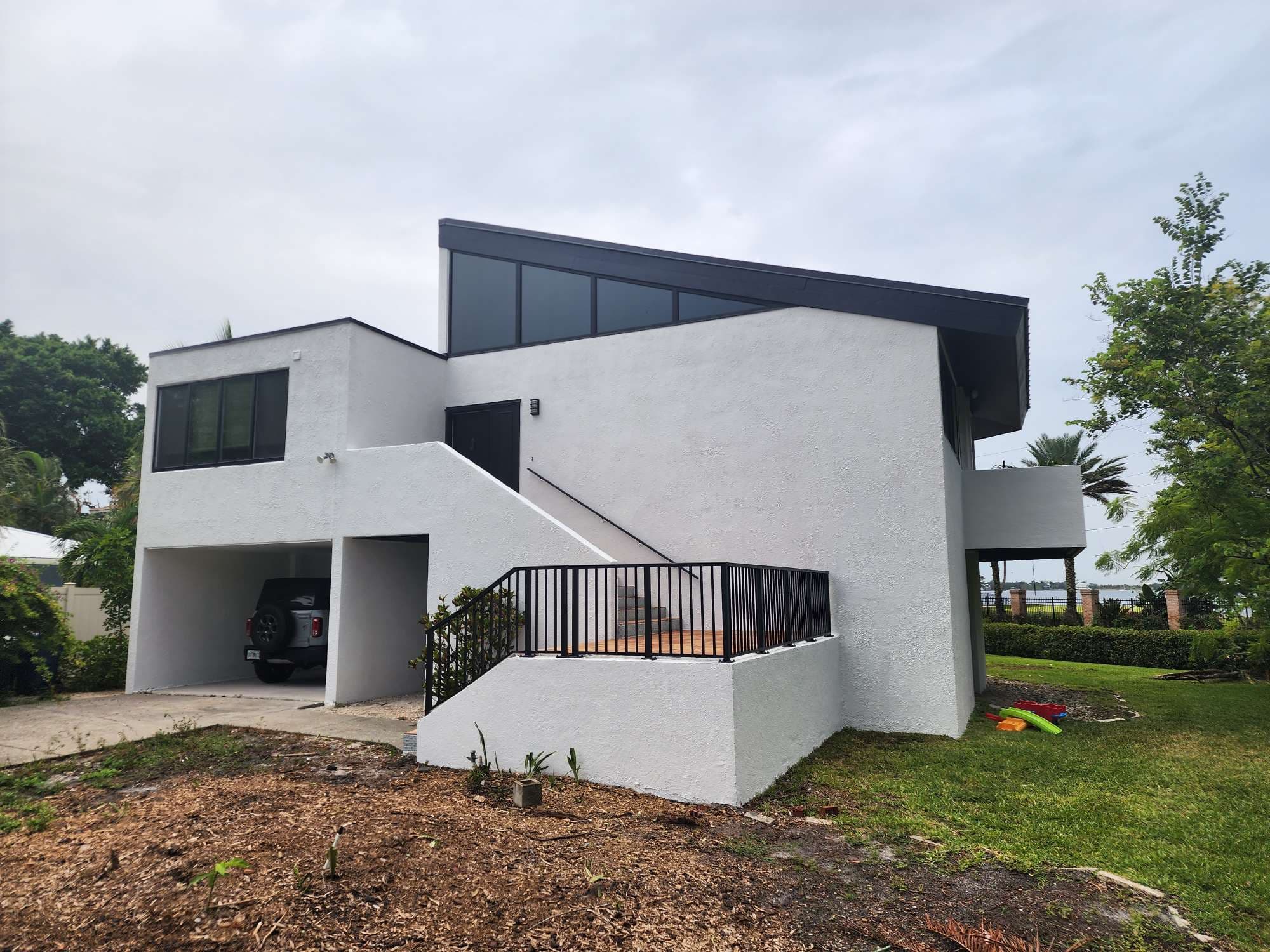 residential exterior painting bradenton 04 jpg by Gold Lion Painting Inc for Bradenton