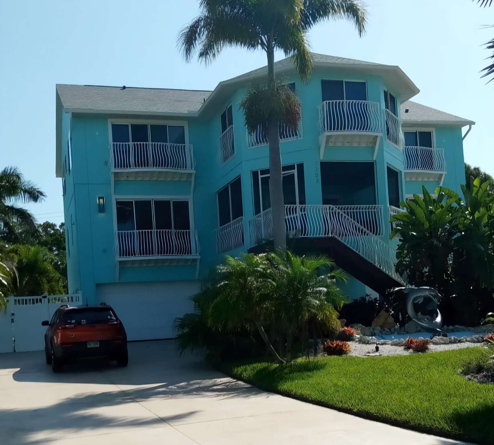 Professional exterior painting in Ellenton