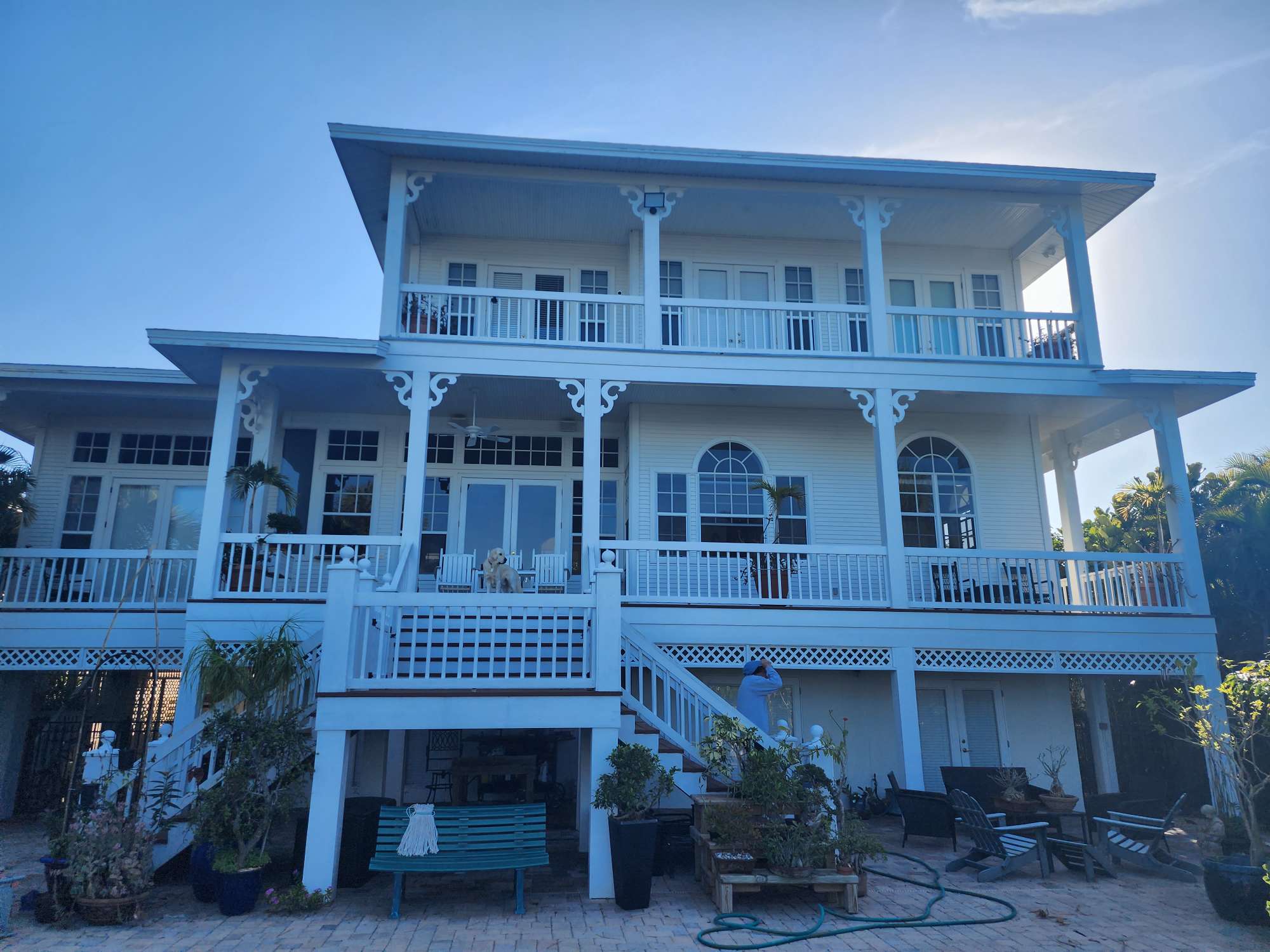 exterior home siesta2 by Gold Lion Painting Inc for Siesta Key